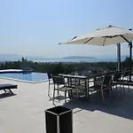 Orao וילה Kaštel Novi
