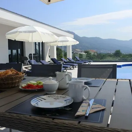 Villa Orao