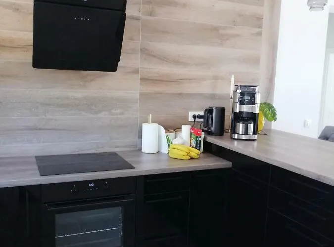 Orao Kaštel Novi