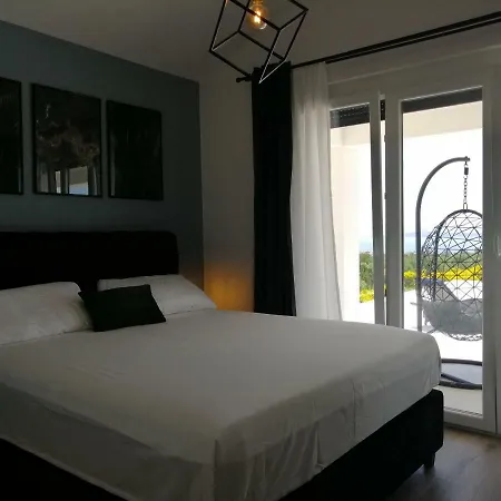 Orao Villa *