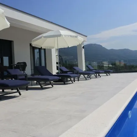Orao * Kaštel Novi