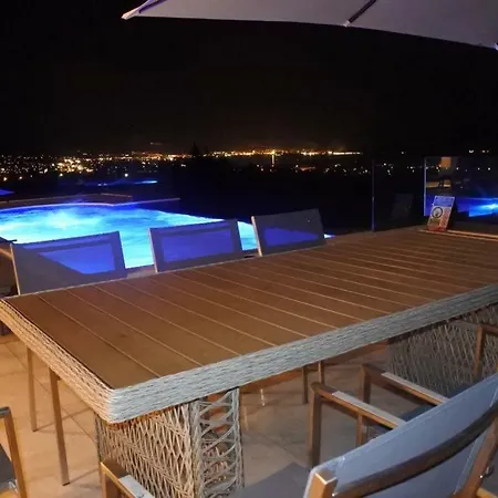Orao Vila Kastel Novi