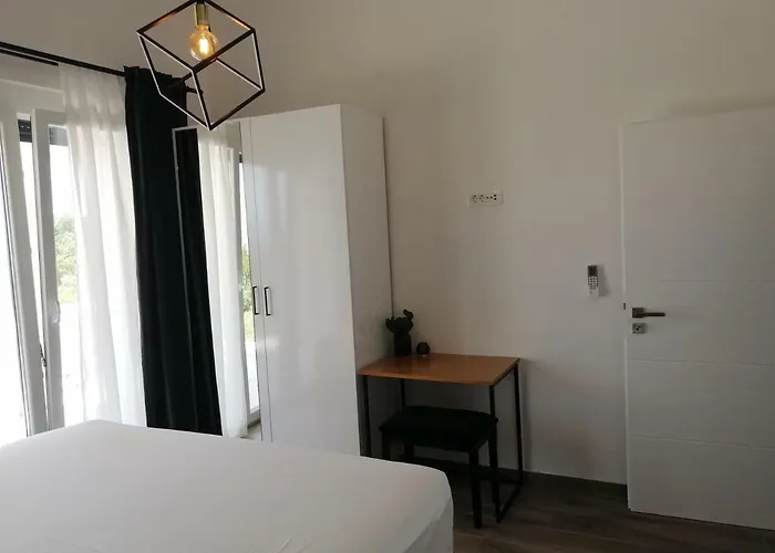 Orao * Kaštel Novi